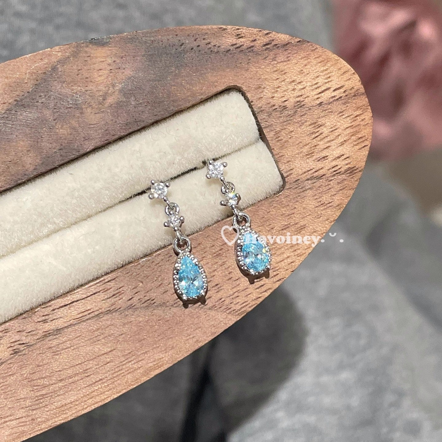 Women's Light Blue Water Drop Niche Design Zircon Stud Earrings