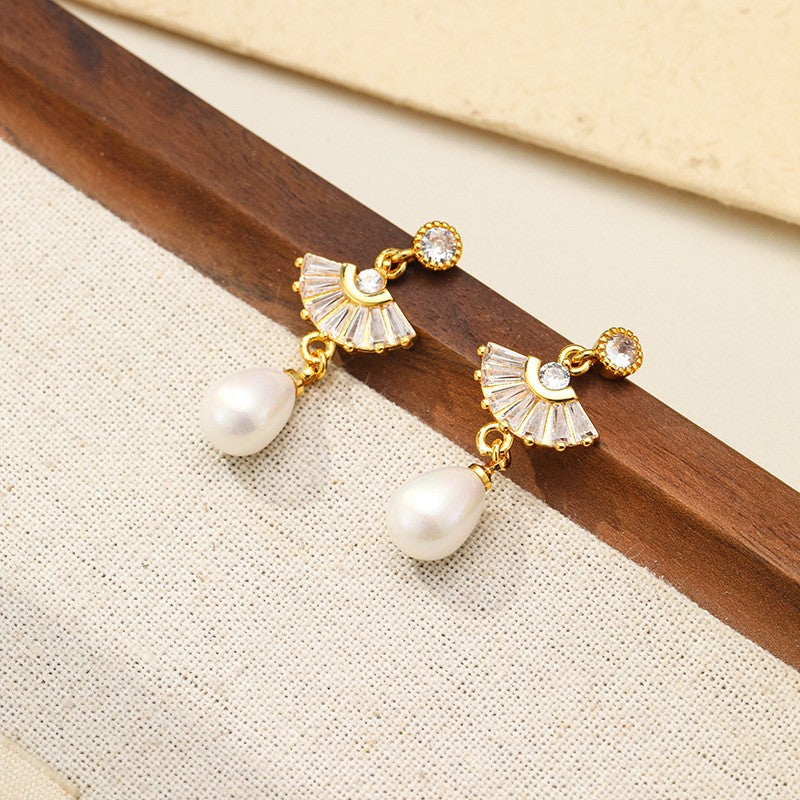 Fashion Water Drops Pearl Sweet Lady Style Earrings