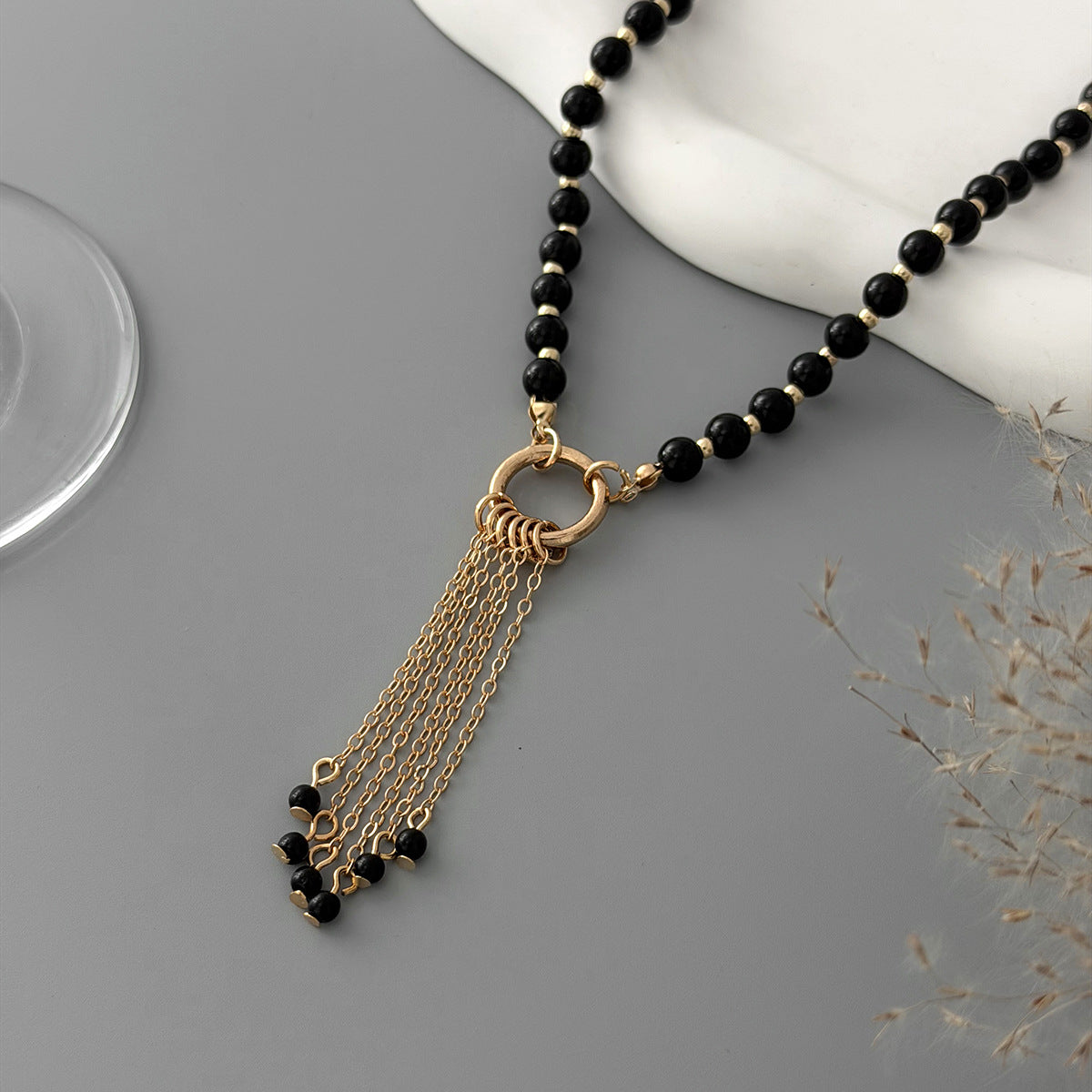 Niche Black Crystal Beaded Clavicle Square Diamond Necklace