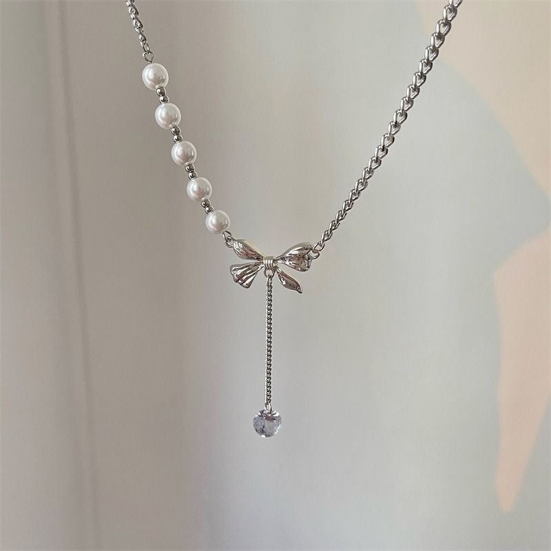 Women's Style Vintage Bow Pearl Light Luxury Minority Design Crystal High Necklace