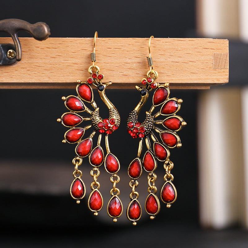 Women's Creative Retro Ethnic Fashion Bohemian Color Resin Gem Peacock Rings