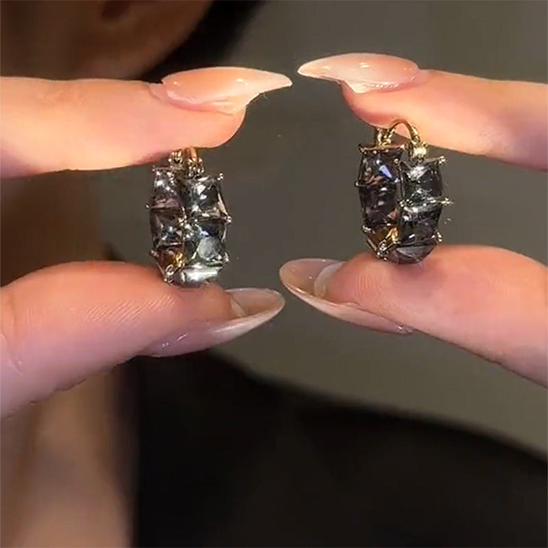 Super Flash Zircon Female Niche Design Rings