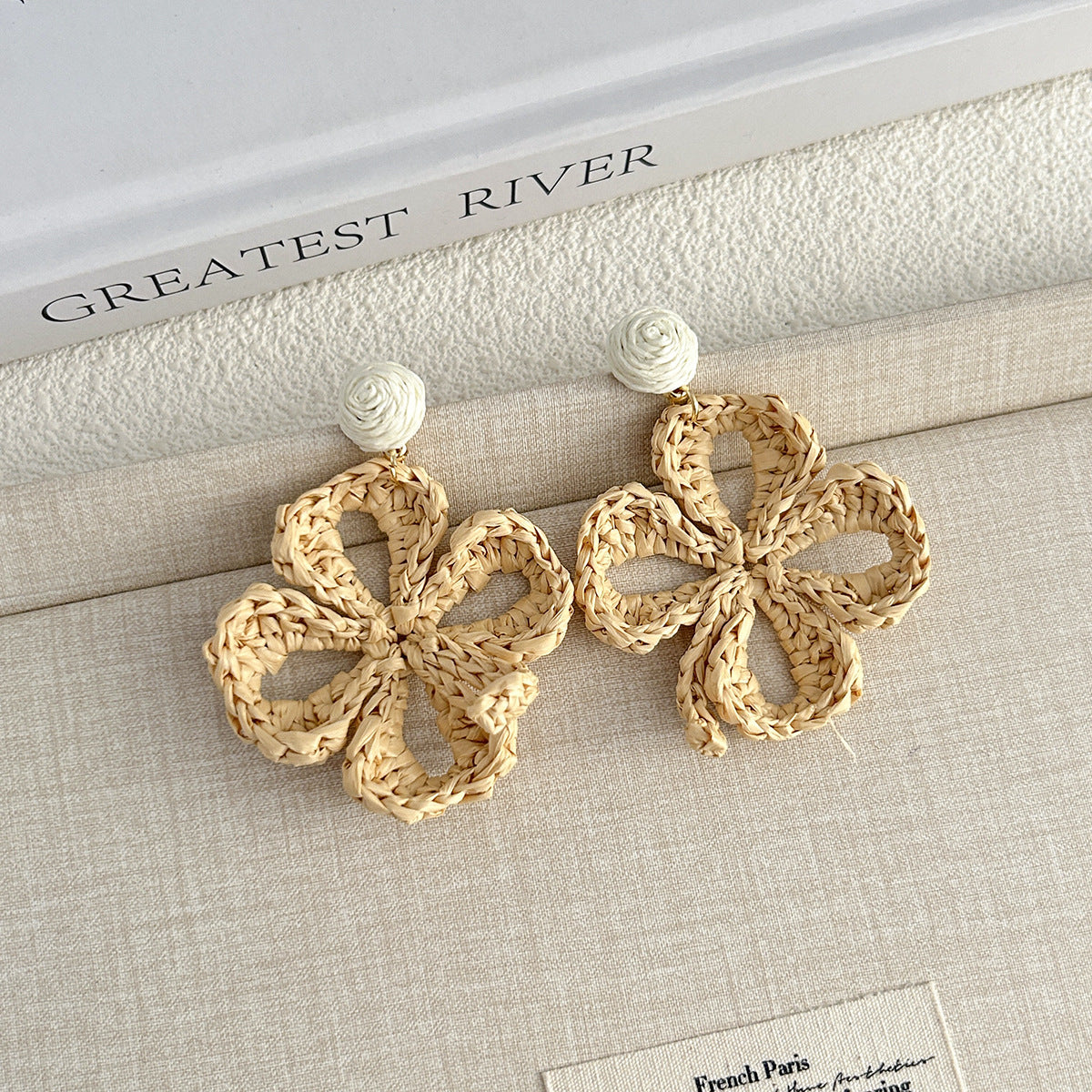 Women's Summer Tassel Flowers Hand-woven Raffia Vacation Style Earrings
