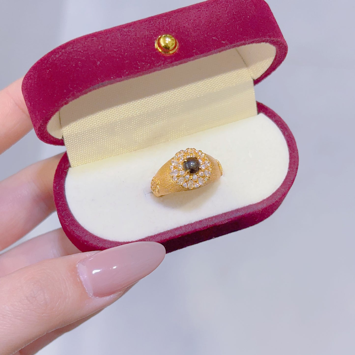 Women's Alluvial Gold Retro Affordable Luxury Design Brass Plated Fashion Ring