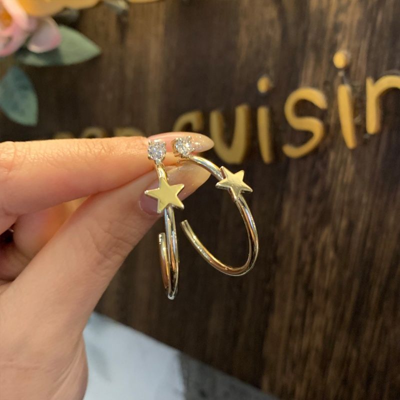 Women's Flash Single Diamond Unique Beautiful High-grade Light Stud Earrings