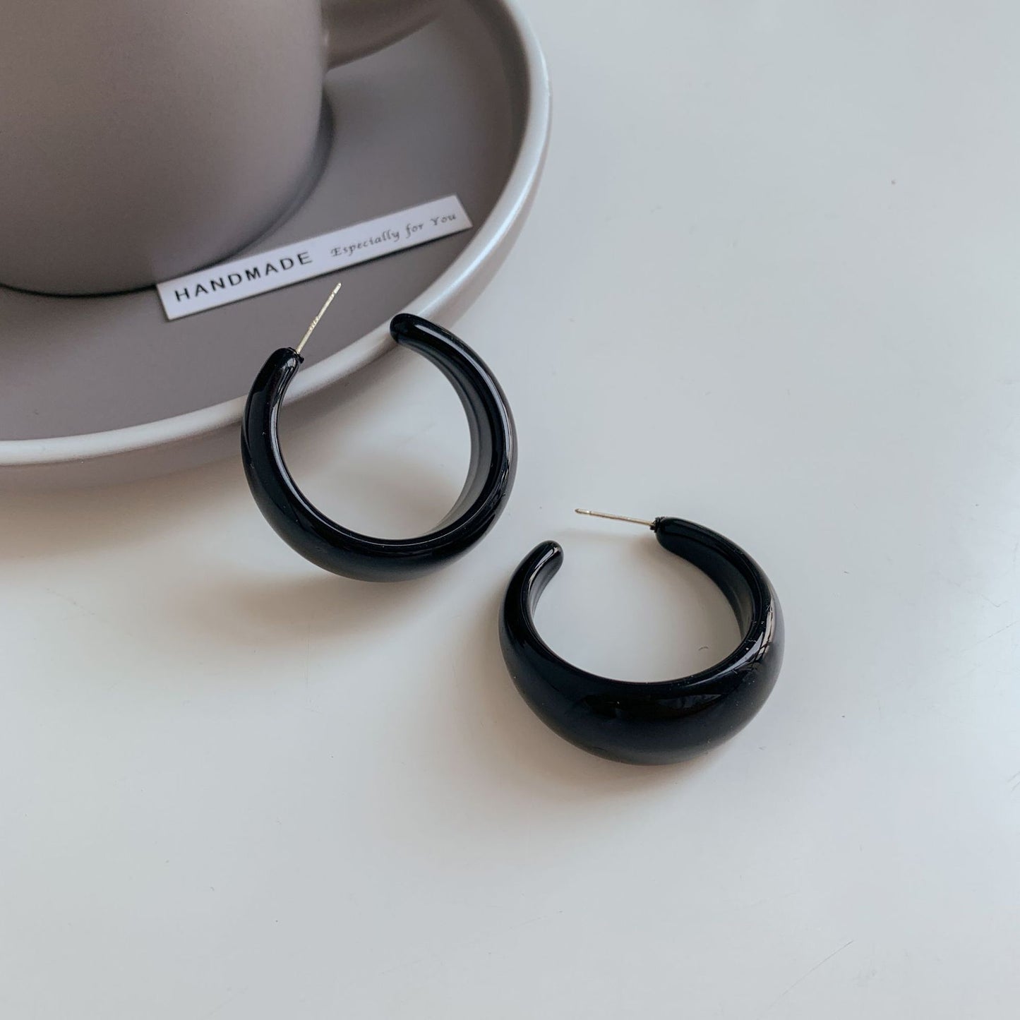 Style Shaped Female Fashion Graceful Fashionable Summer Exaggerated Earrings