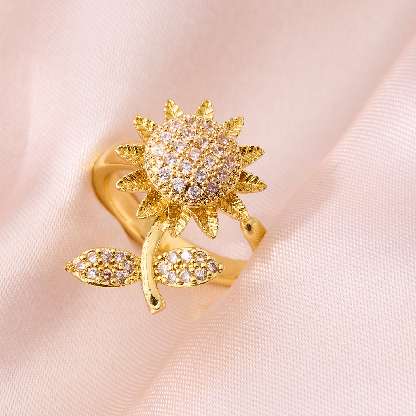 Valentine's Day Gift Flower Zircon Rotatable Ring