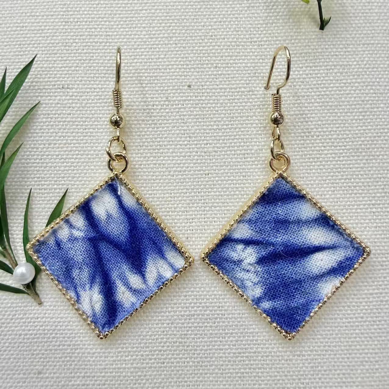 Yunnan Dali Ethnic Style Blue Dyed Stud Earrings