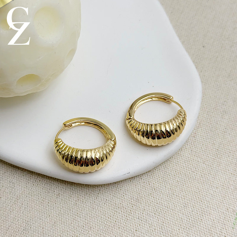 Simple Geometric Ellipse Clip Vintage Light Luxury High-grade Niche Ear Buckle