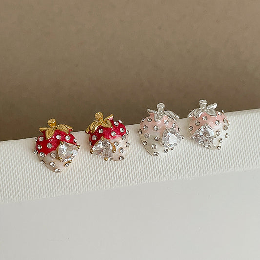 Sweet Elegance Drip Strawberry Loving Heart Zircon Female Design Sense Stud Earrings