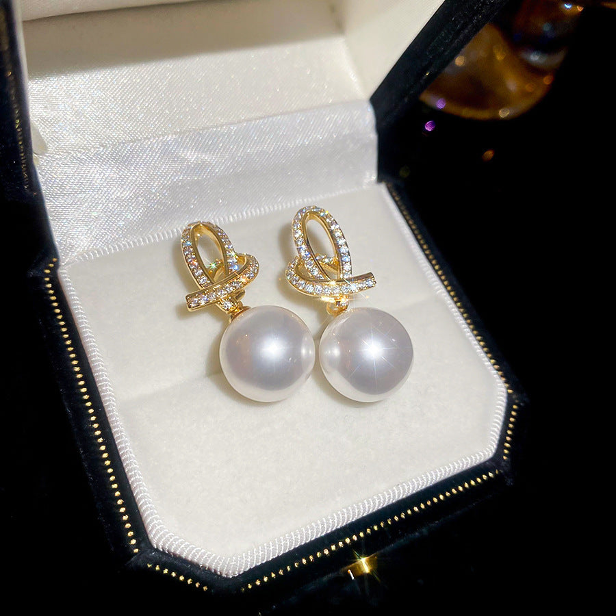 Women's Zircon Flower Light Luxury High-grade Temperament Fashion Earrings