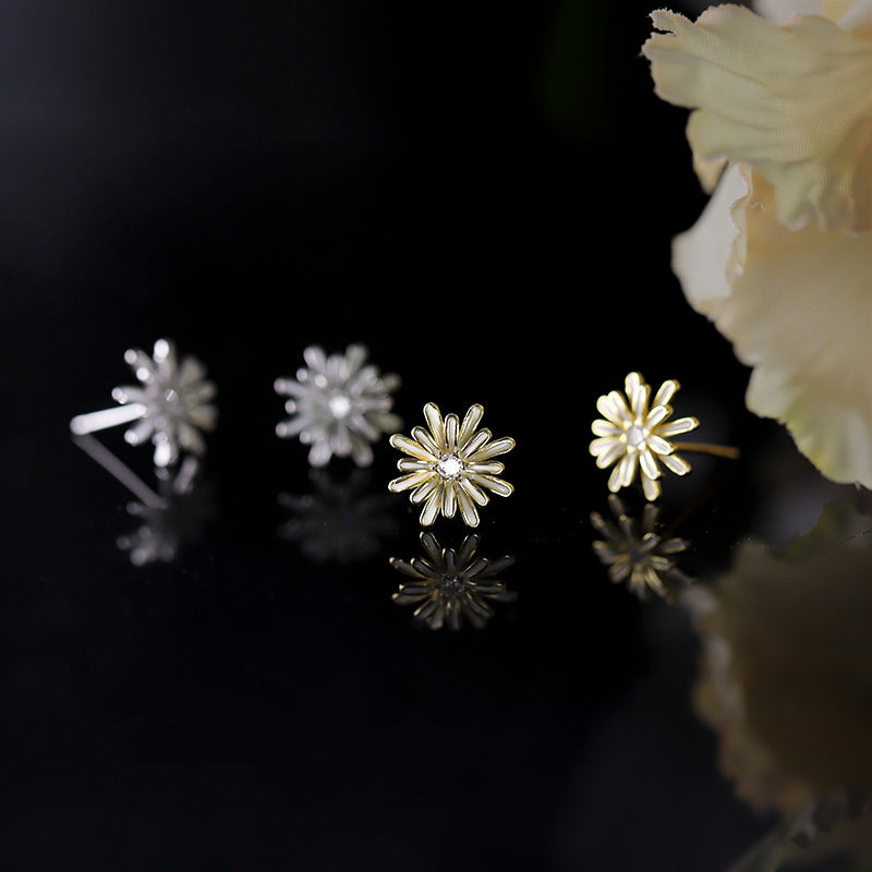 Little Daisy Simple Cold Style Flower Earrings