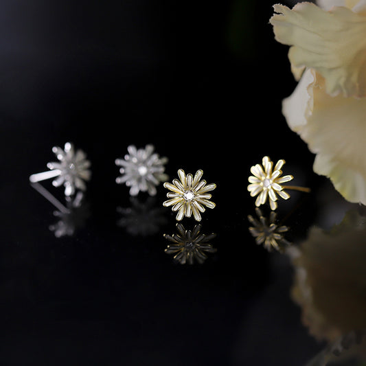 Little Daisy Simple Cold Style Flower Earrings