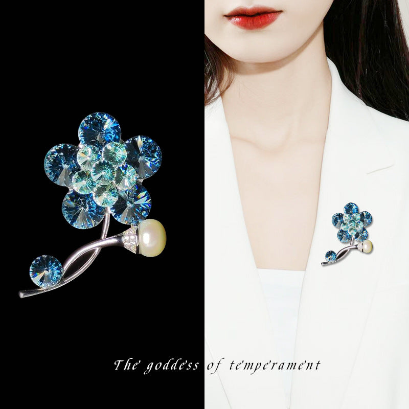 Women's Golden Carp Brooch Exquisite Corsage Luxury Brooches