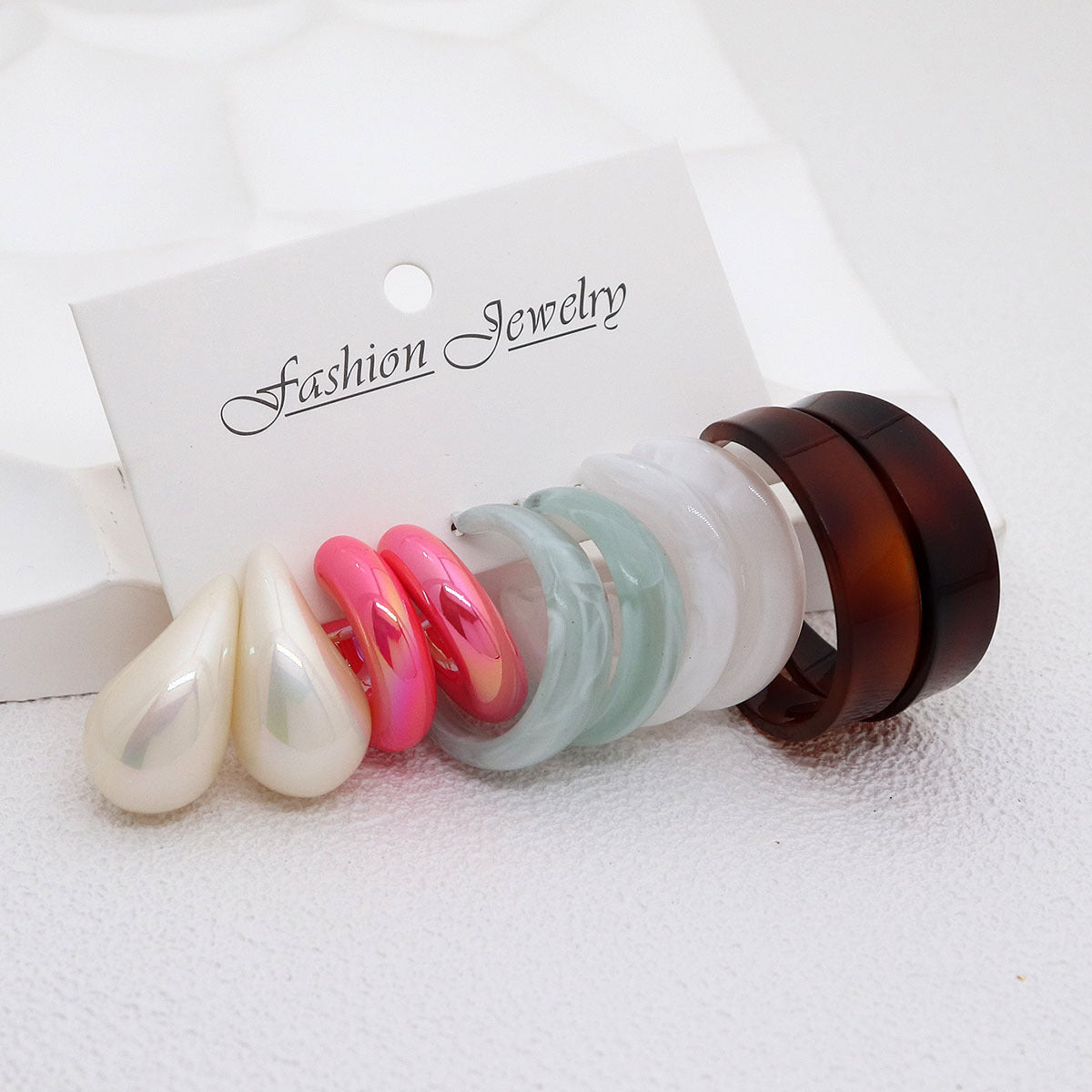 Women's Color Resin Leopard Print Pairs Retro Fashion Earrings