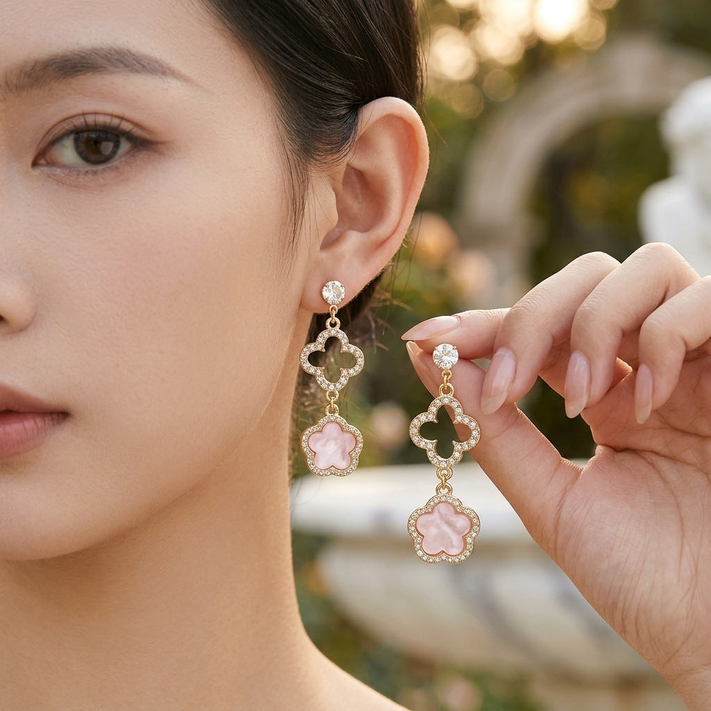 Literary Minimalist Design Classic Lucky Four-leaf Clover Parthenocissus Grass Diamond Earrings