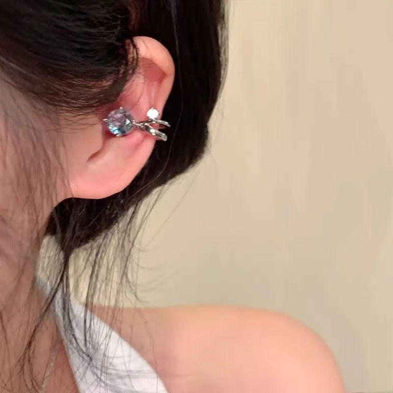 Pearl High-grade Butterfly Ear Clip Fashionable Earrings