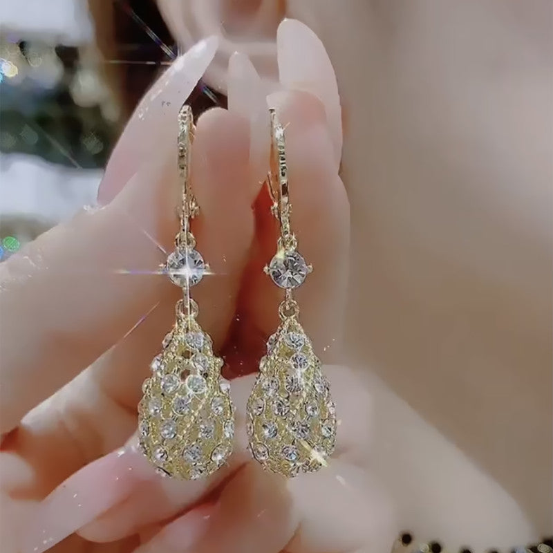Women's Water Drop Niche Design Fashion Clips Elegant Light Earrings