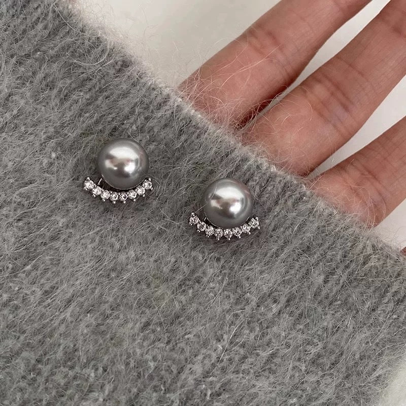 Women's Simple Match Niche Sweet Elegant Temperament Entry Stud Earrings