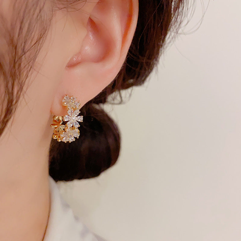 Fashion Refined Zircon Flower Clips Niche Earrings