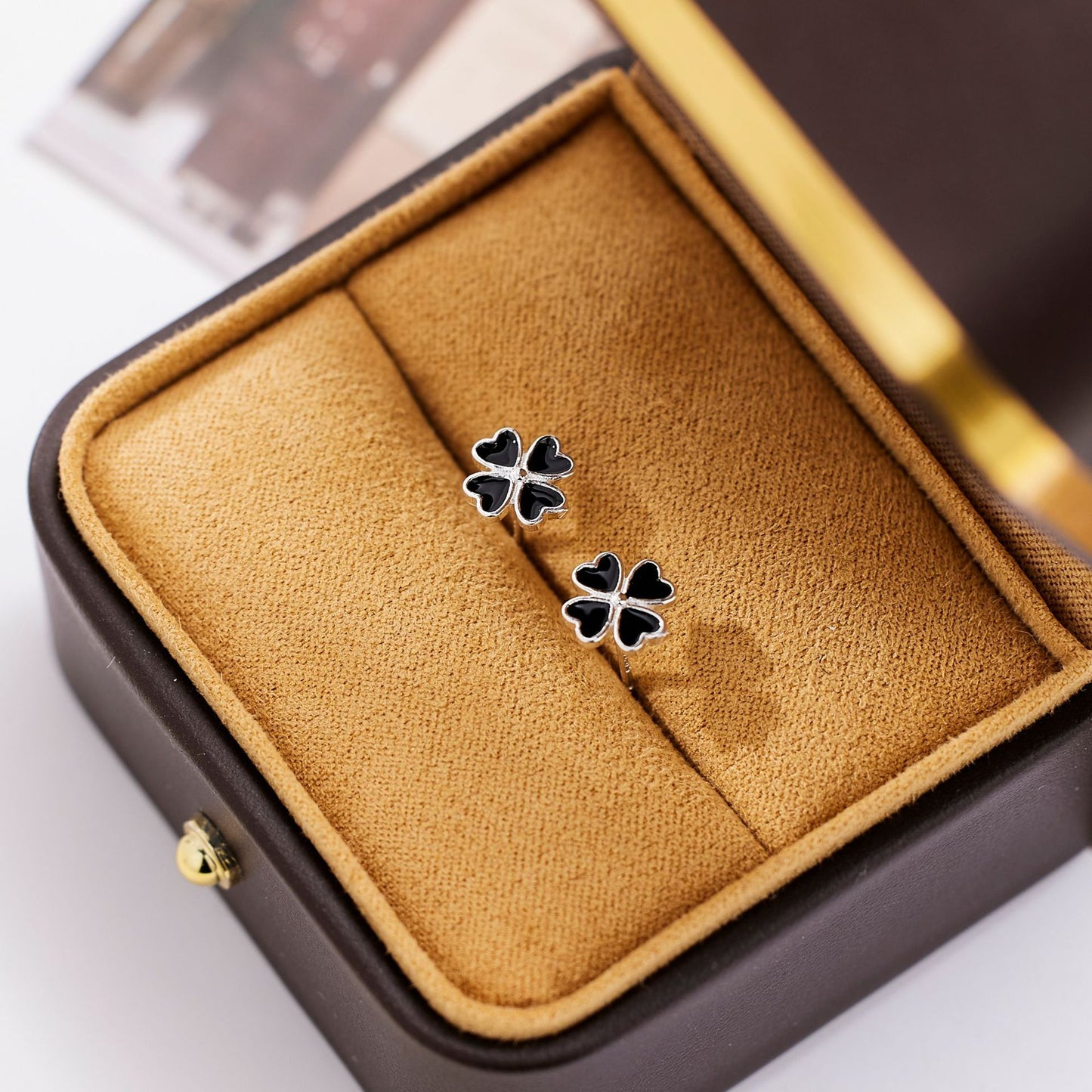Women's Petals String Affordable Luxury Fashion Design Earrings