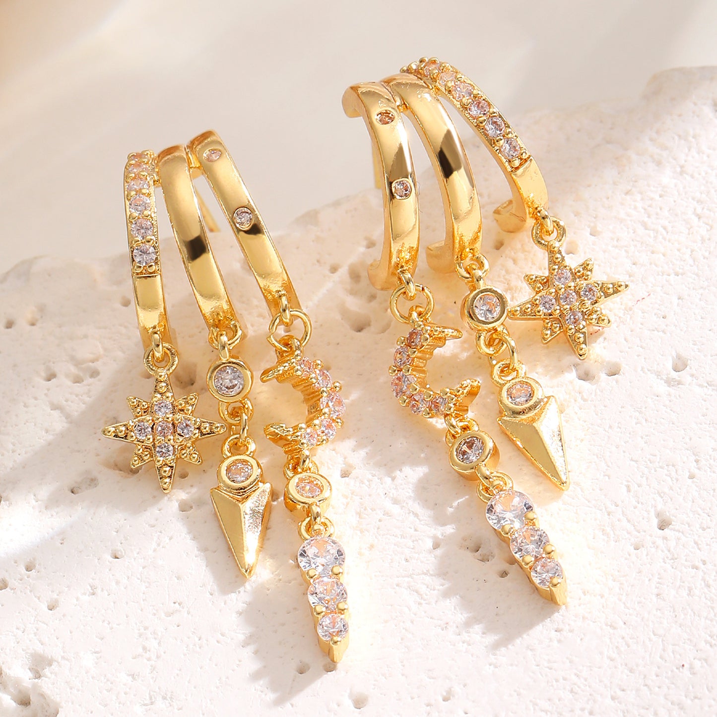 Women's Luxury Fashion Electroplated Personalized Creative Design Inlaid Zircon Sense Stud Earrings