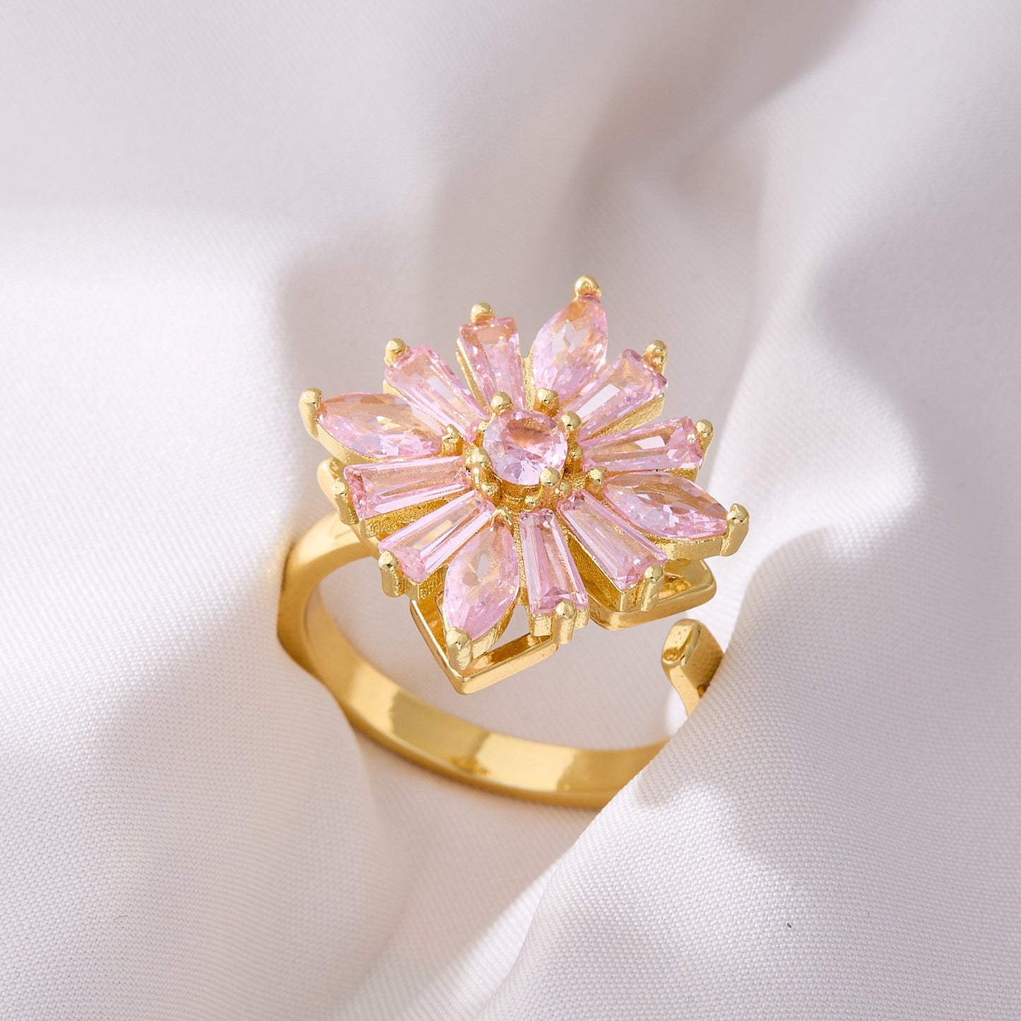 Valentine's Day Gift Flower Zircon Rotatable Ring