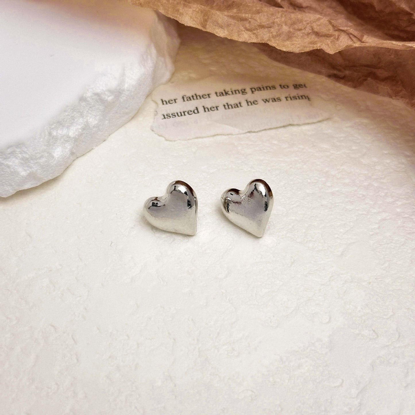 Fashionable Metal Texture Light Luxury Simple Earrings