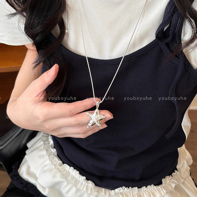 Women's Flower For Light Luxury Minority Design Vintage Sweater Chain Everyday Necklace