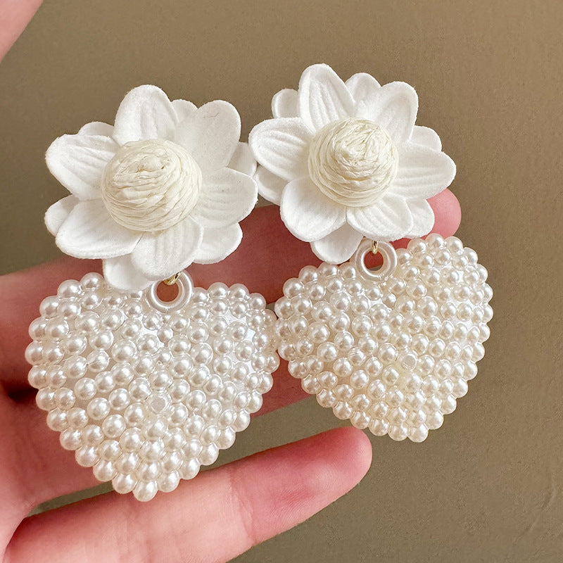 Style Gentle Smart Versatile Elegant White Flower Earrings