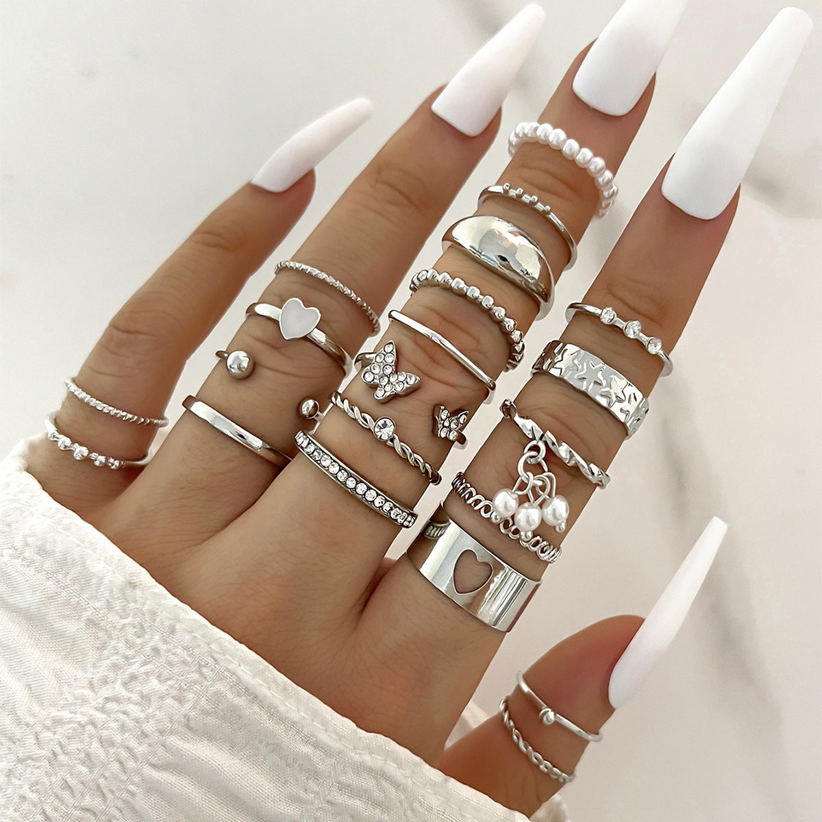 Butterfly Mixed Pearl Female Niche Senior Knuckle Suit Rings