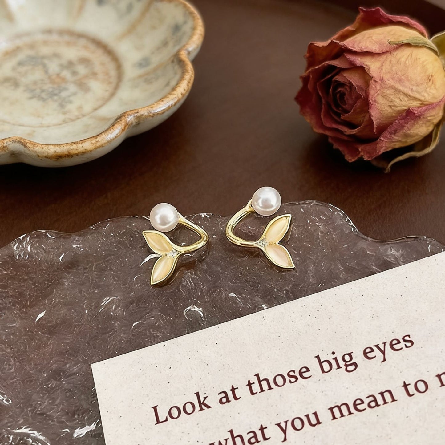 Style Elegant Dolphin Tail Pearl Female Niche Earrings