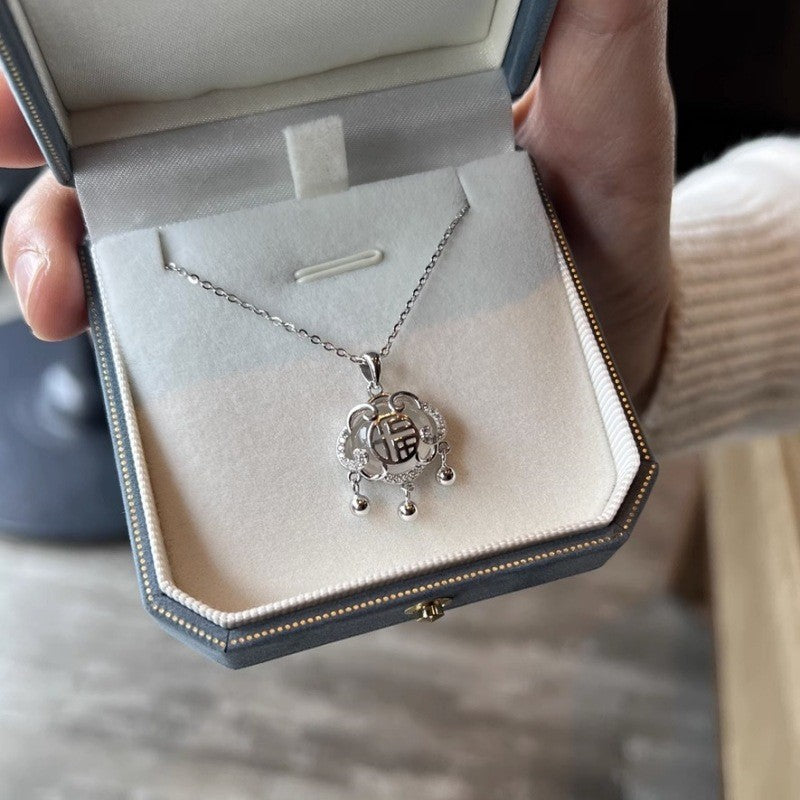 Women's Luxury Minority Hollow Longevity Sier-plated For Necklaces