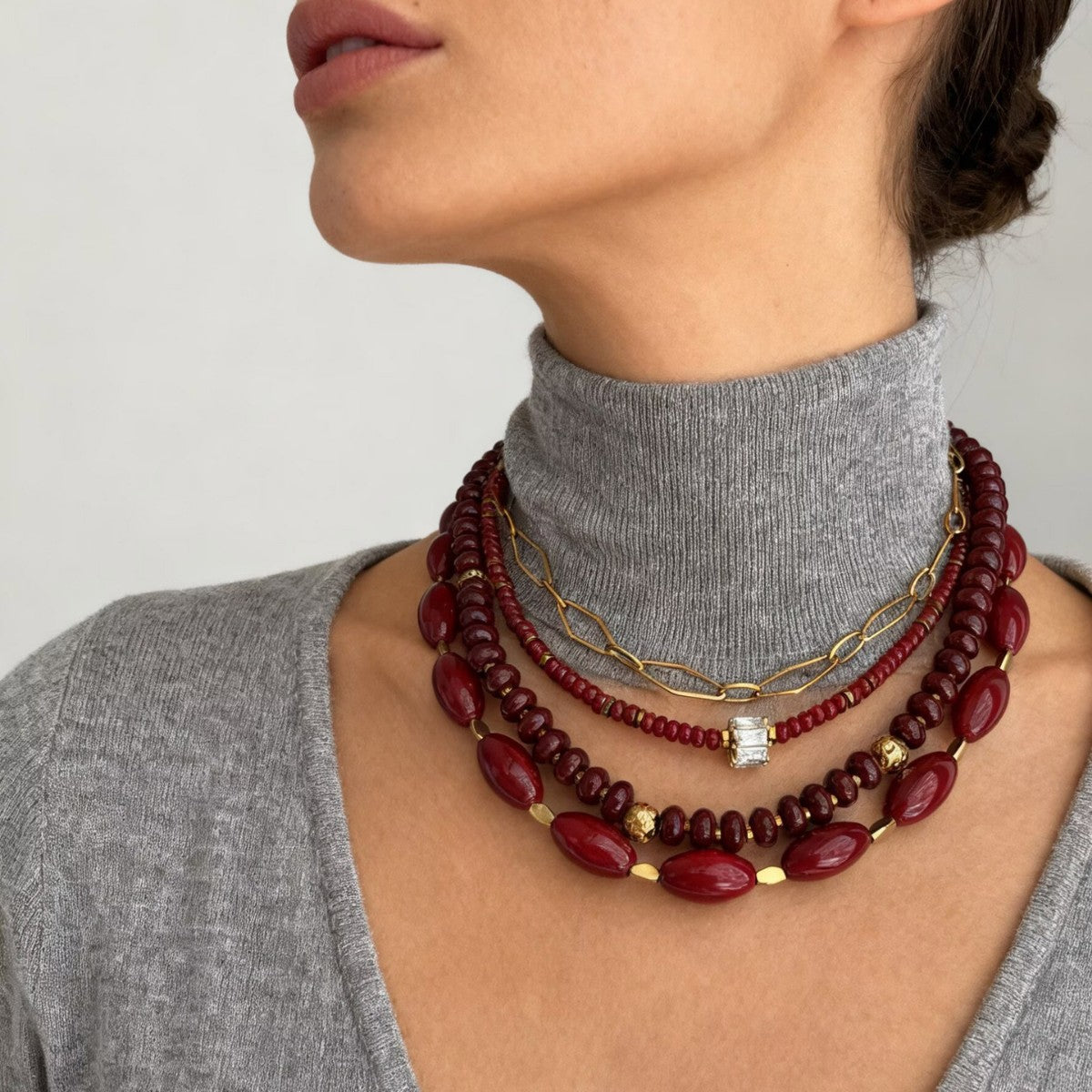 Women's Stainless Steel Glass Bead Beaded High-grade Versatile Light Luxury Necklace