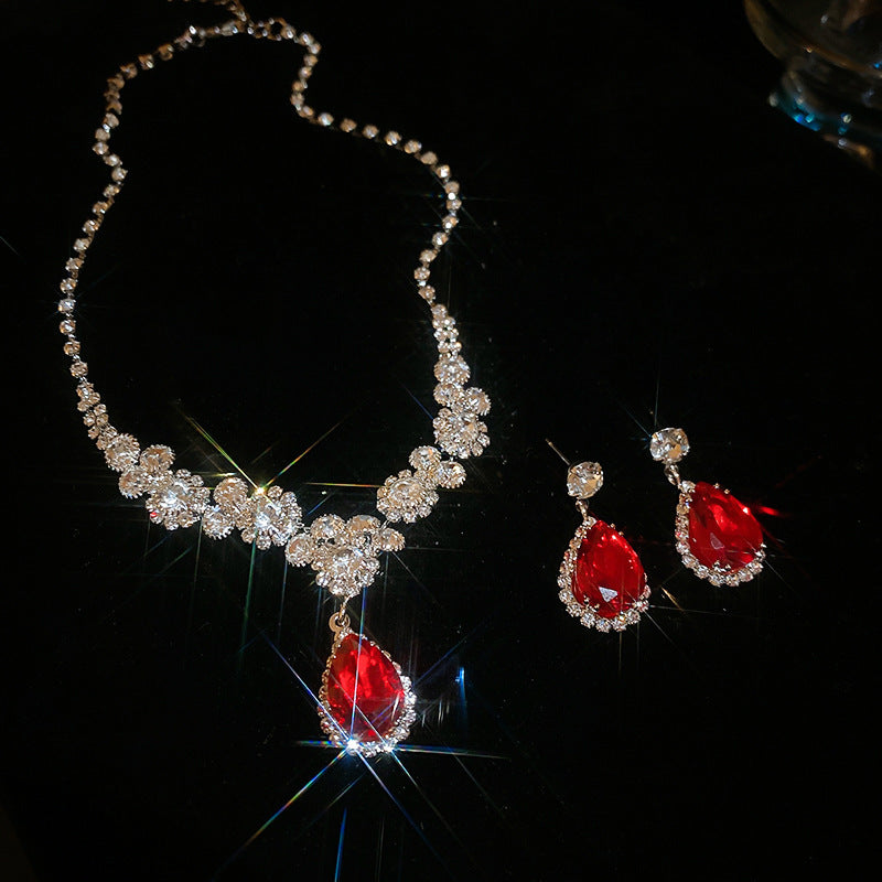 Elegant Drop Round Light Luxury Minority Necklaces