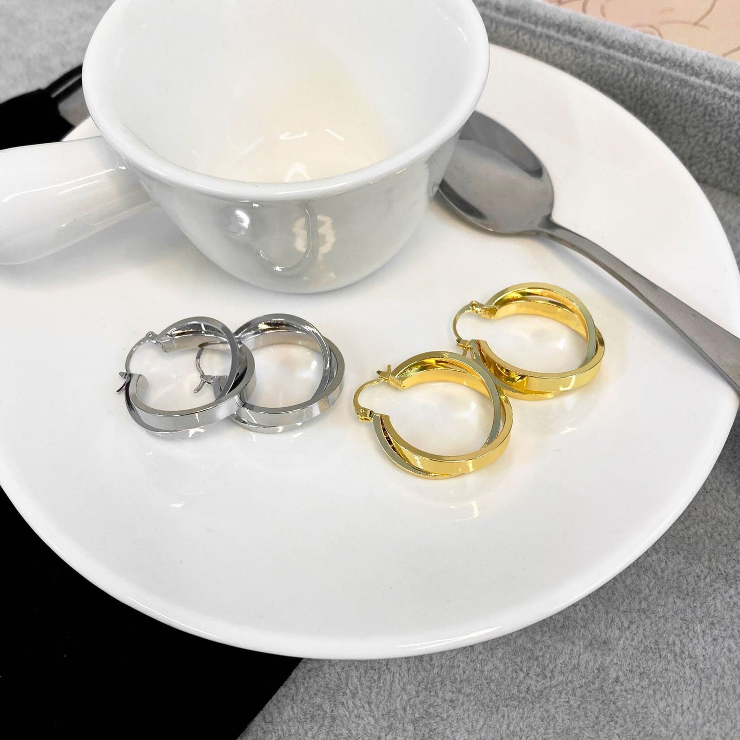 Light Luxury Temperament Fashion Simple Everyday Joker Niche Advanced Earrings