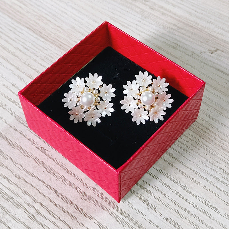 Flower Exaggerated Female Sweet Elegance Pearl Earrings