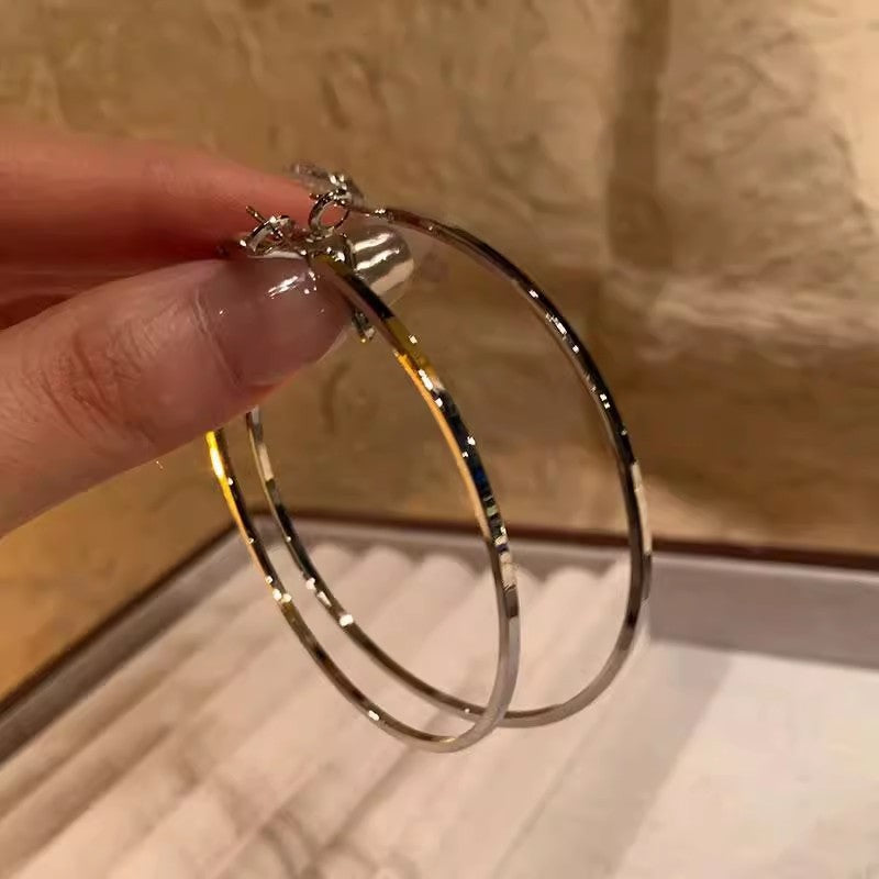 Women's Exaggerated Geometry Metal Circle Tassel Light Luxury High-grade Elegant Ear Earrings