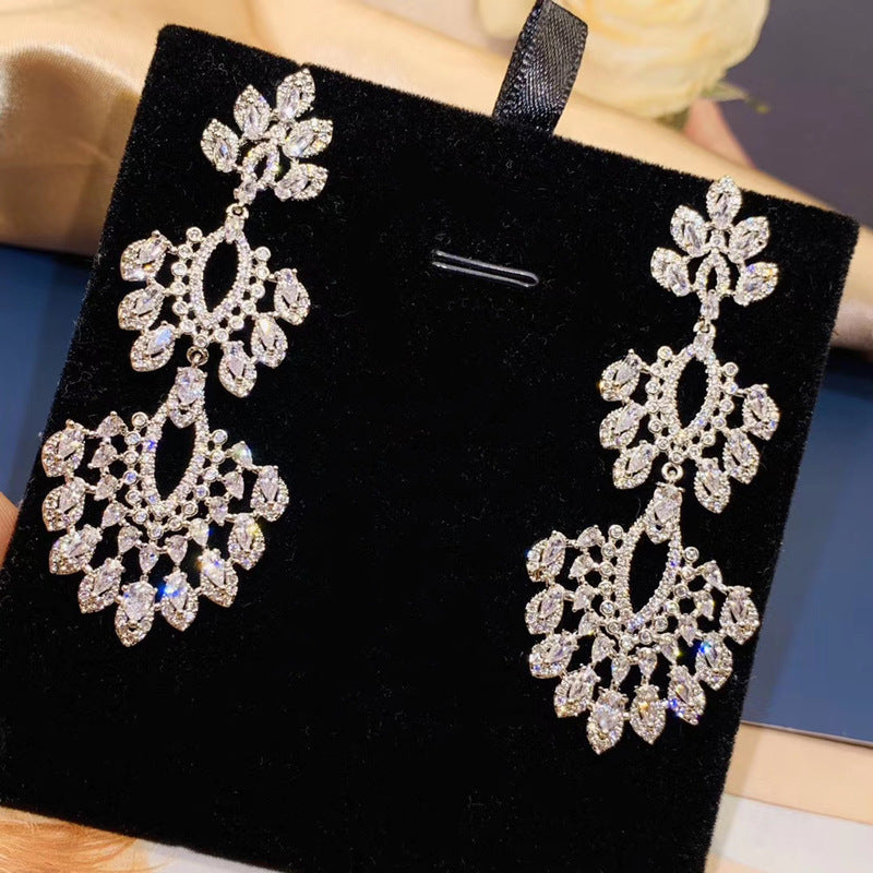Korean Style White Zircon High-grade Simple Personalized Design Sense Earrings
