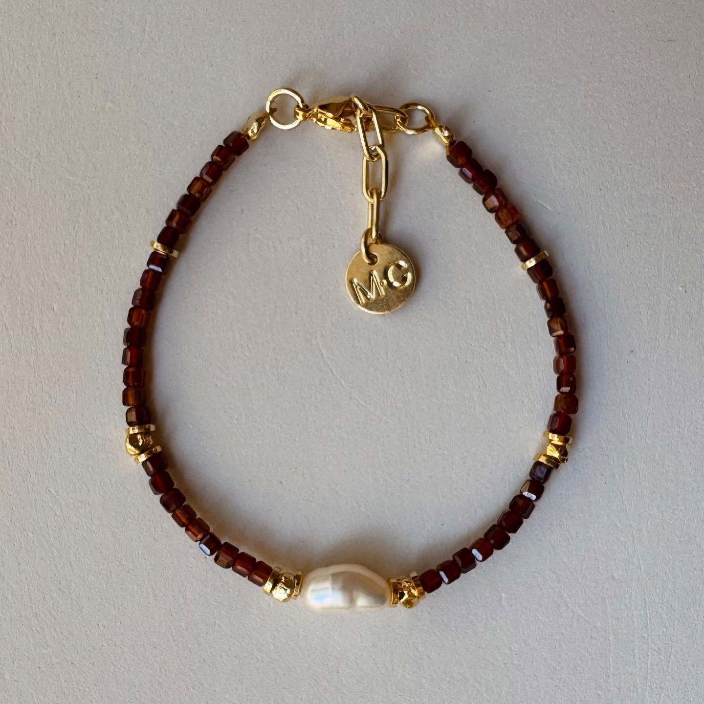 Women's Natural Pearl Chain Series Fashionable Necklaces