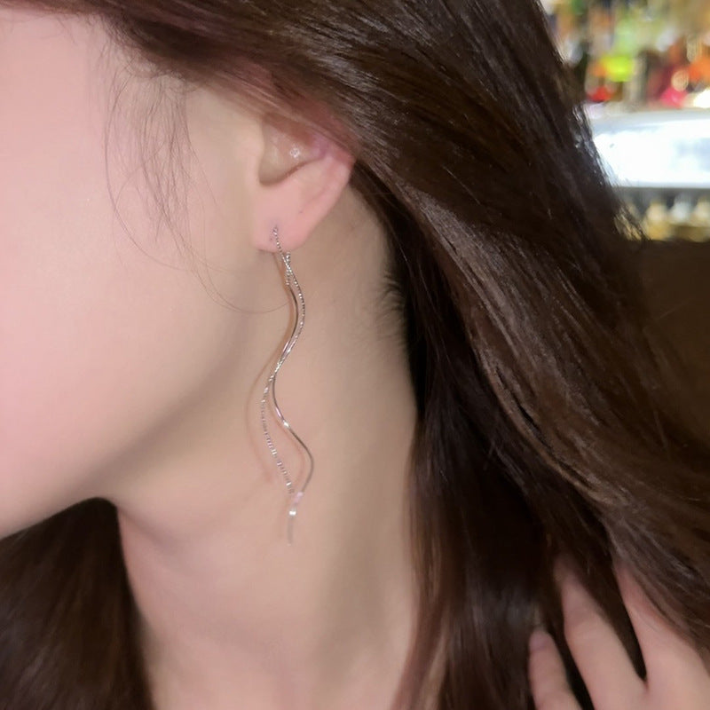 Women's Threads Light Luxury Minority Design Sense Long Fringe Geometric Commuting Earrings