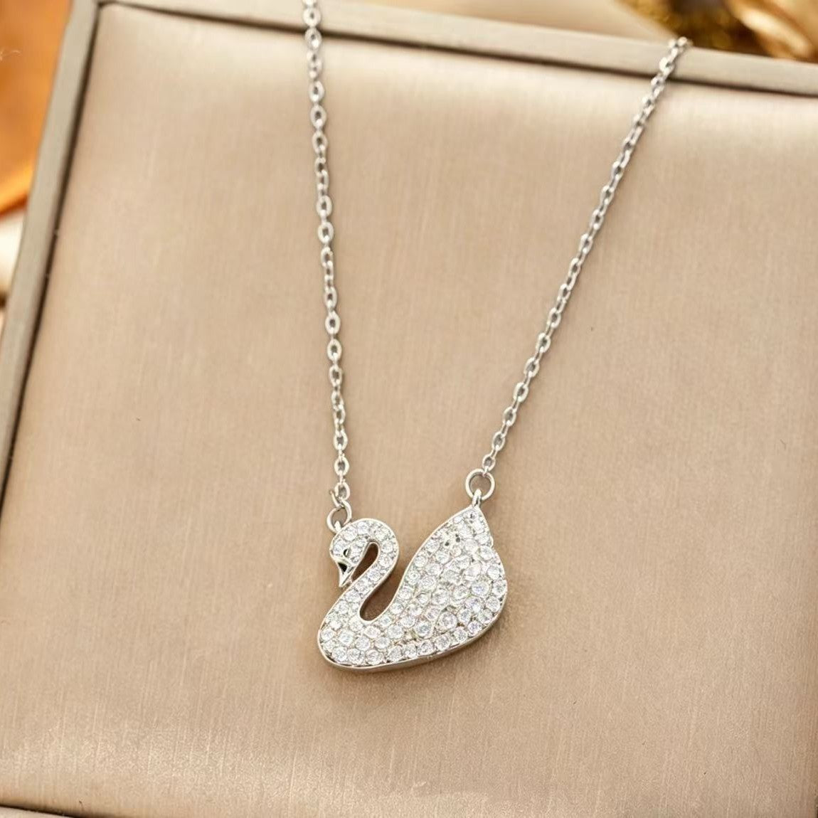 Women's Swan Titanium Steel With Diamond Temperament Entry Necklaces