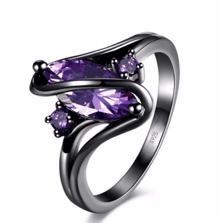 Women's Sapphire Stone Horse Black Eye Ring