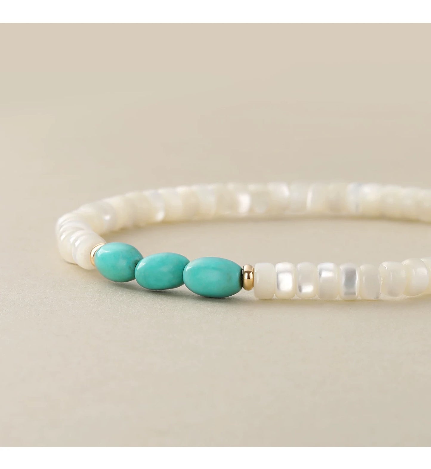 White Shell Magnesite Turquoise High-grade Artistic Bracelet