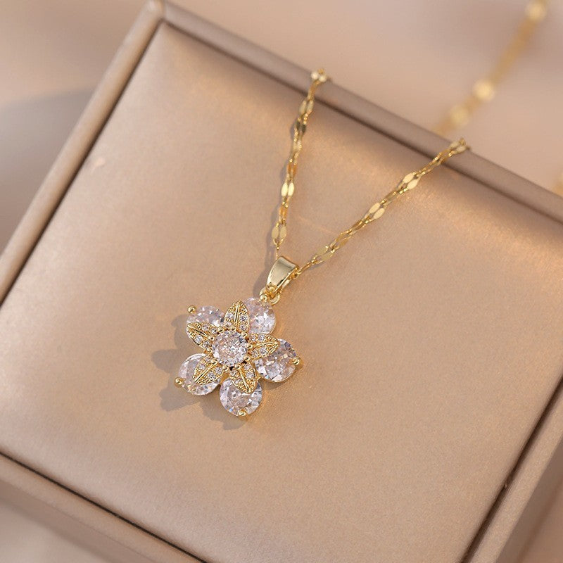 Female Minority Fashion Design Rotating Bauhinia Zircon Flower Necklace