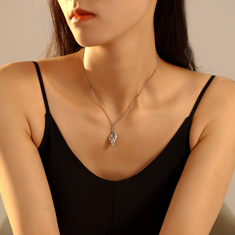 Imitation Pearl Clavicle Female Titanium Steel Necklaces