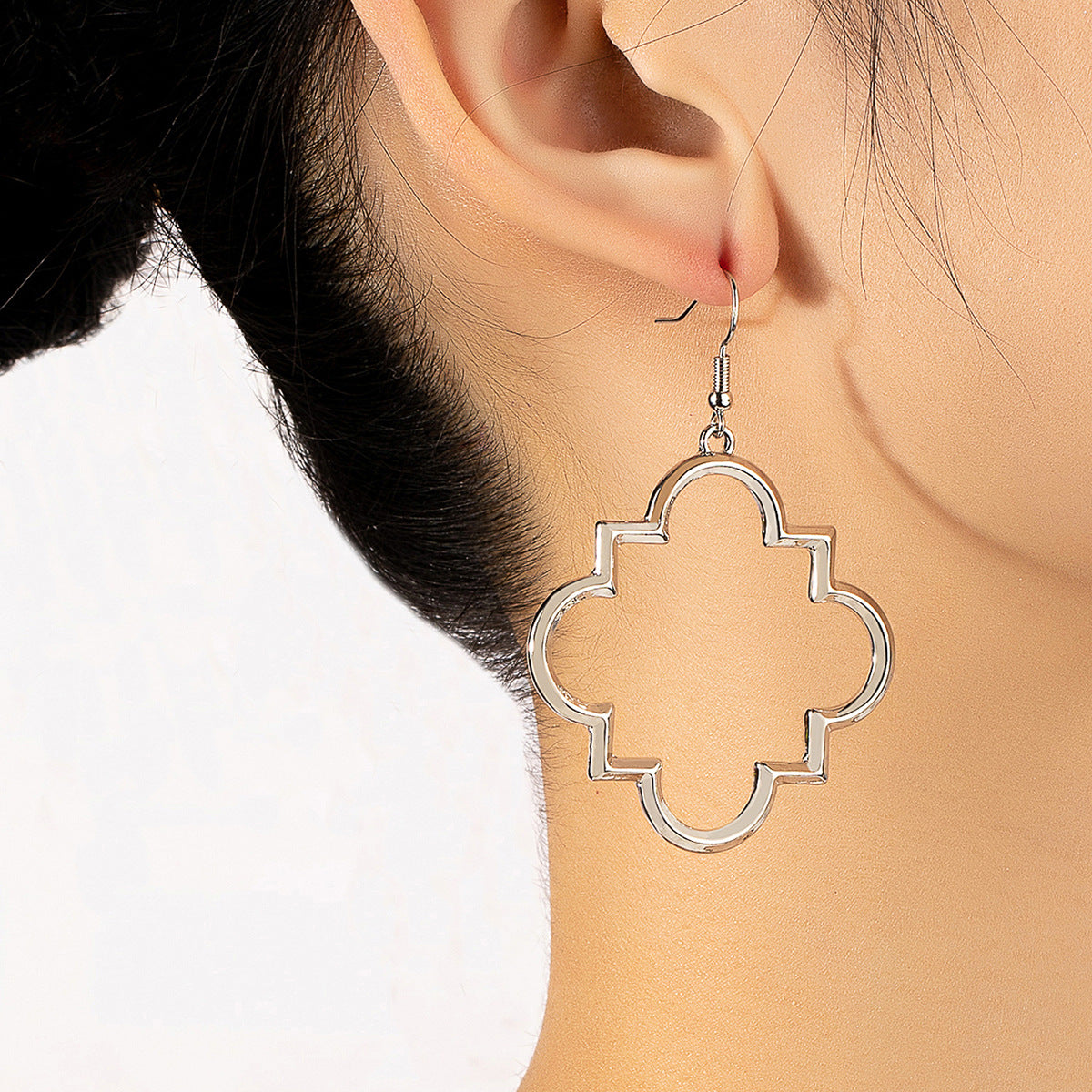 Women's Large Fashion Flower For Simple Personality Ear Rings