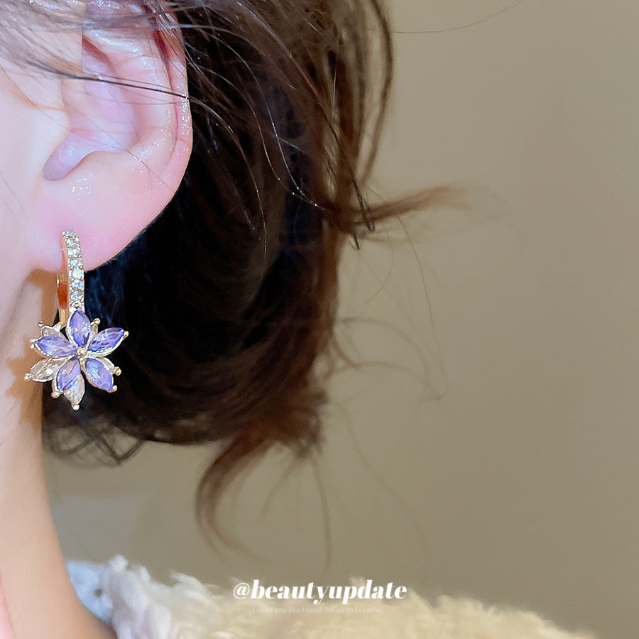 Flower Clips French Retro Fashion Delicate Light High Sense Ear Buckle