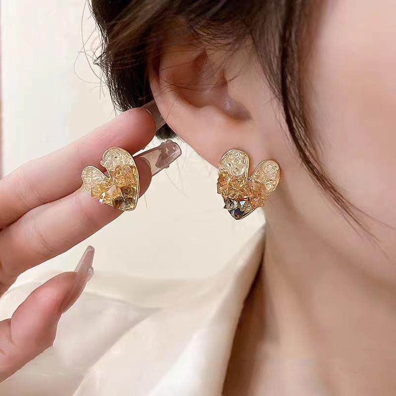 Women's Fashion Style Pearl Exquisite Versatile High-grade Ear Earrings