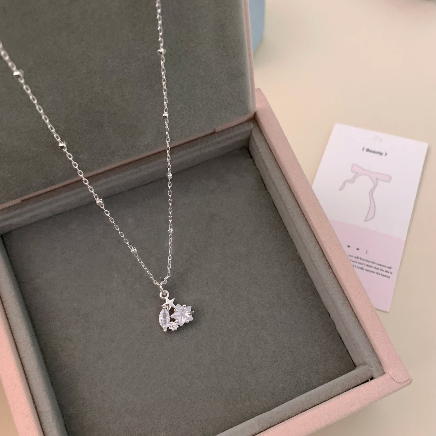 Bow Elegant Heart For Fashionable Niche Zircon Necklaces
